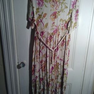 Bila flowered dress